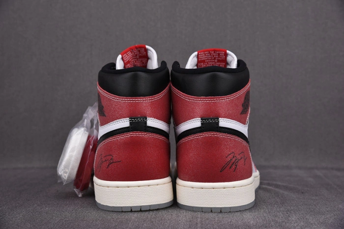 Air Jordan 1 Retro High Trophy Room Chicago DA2728-100
