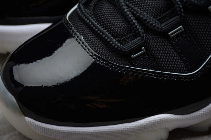 Air Jordan 11 25th Anniversary Black Silver Eyelets CT8012-011
