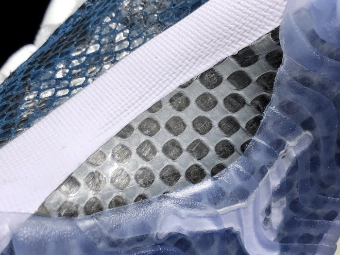 Air Jordan 11 Low 'Blue Snakeskin' CD6846-102