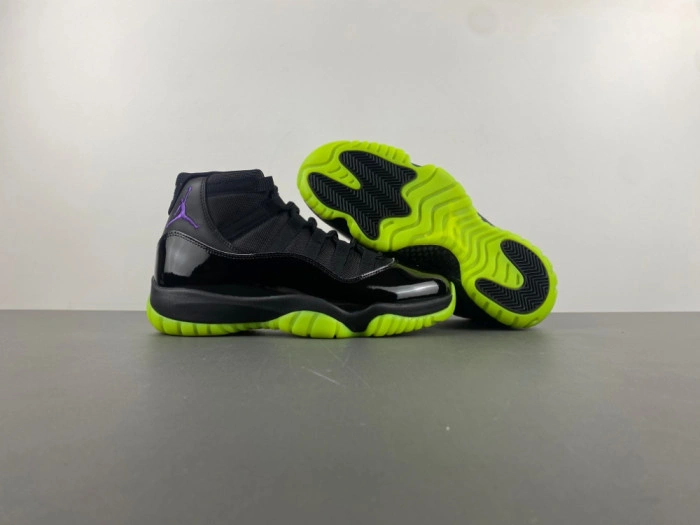 Air Jordan 11 Retro    CT8012-003