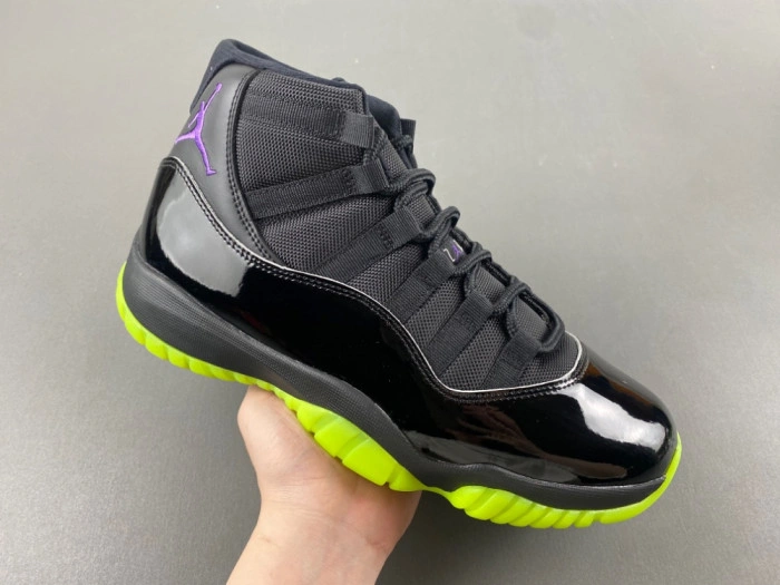 Air Jordan 11 Retro    CT8012-003