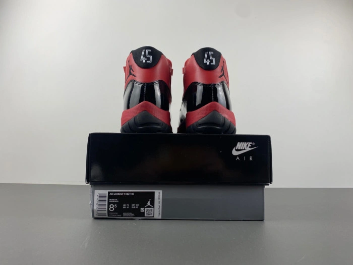 Air Jordan 11 Retro    CT8012-600