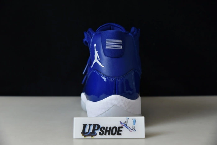 Air Jordan 11 Retro Low ''Legend Blue'' AT7802