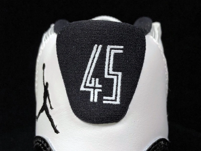 Air Jordan 11 Retro "concord 2018 378037-100