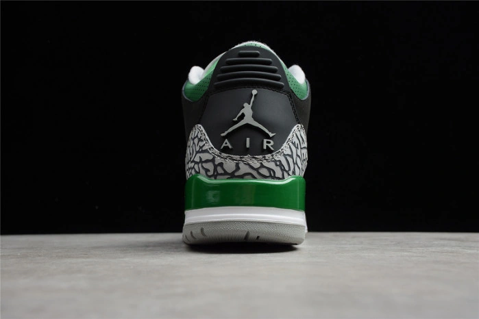 Air Jordan 3 Pine Green CT8532-030