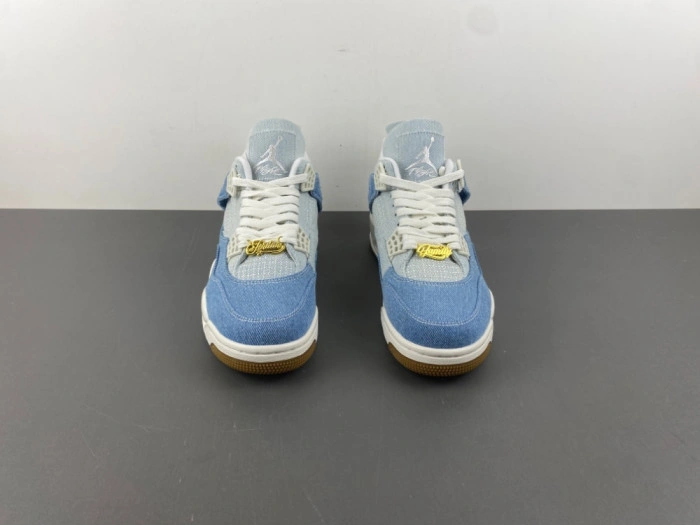 Air Jordan 4 Denim "Worn Blue”    IB6716-100