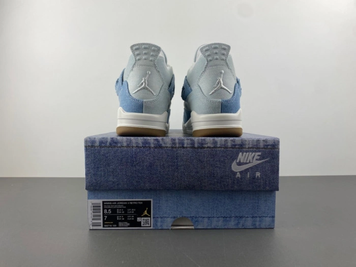 Air Jordan 4 Denim "Worn Blue”    IB6716-100