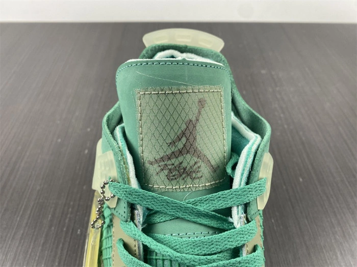 Air Jordan 4 O-W  AJ4 OW CV9388-102