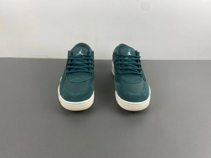 Air Jordan 4 RM Oxidized Green   FQ7940-300