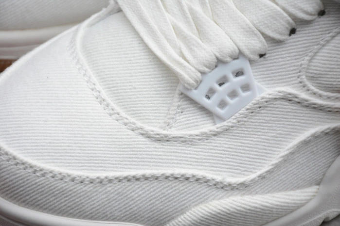 Air Jordan 4 Retro Levi's White (Levi's Tag) AO2571 100