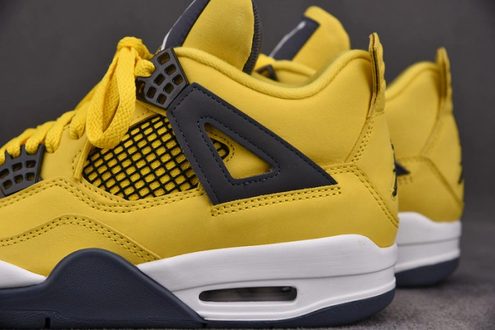 Air Jordan 4 Retro Lightning (2021) CT8527-700
