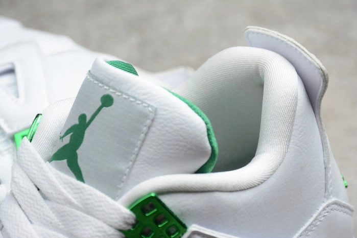 Air Jordan 4 Retro Metallic Green  CT8527-113