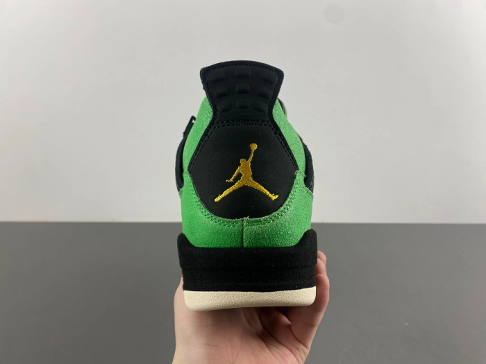 Air Jordan 4 Retro Orchid  AQ9129-501