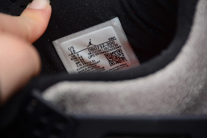 Air Jordan 4 Retro Taupe Haze DB0732-200