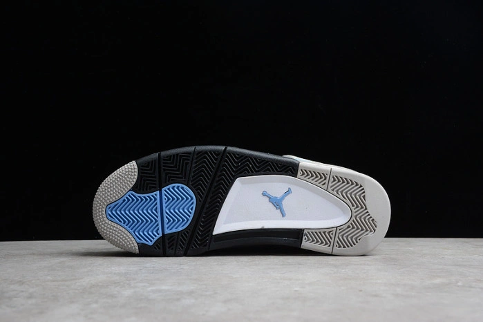 Air Jordan 4 Retro University Blue CT8527-400