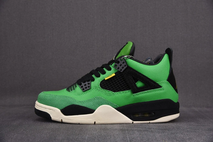 Air Jordan 4 Retro "Taupe Haze"