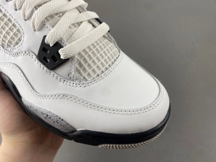 Air Jordan 4 “White Cement” 2025  FV5029-100