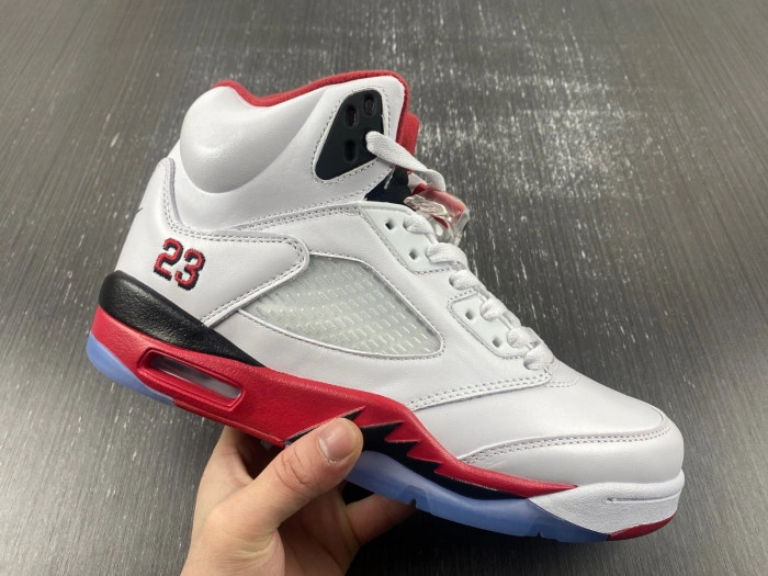 Air Jordan 5 Retro Fire Red (2024)  136027-120