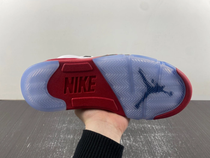 Air Jordan 5 Retro Fire Red (2024)  136027-120