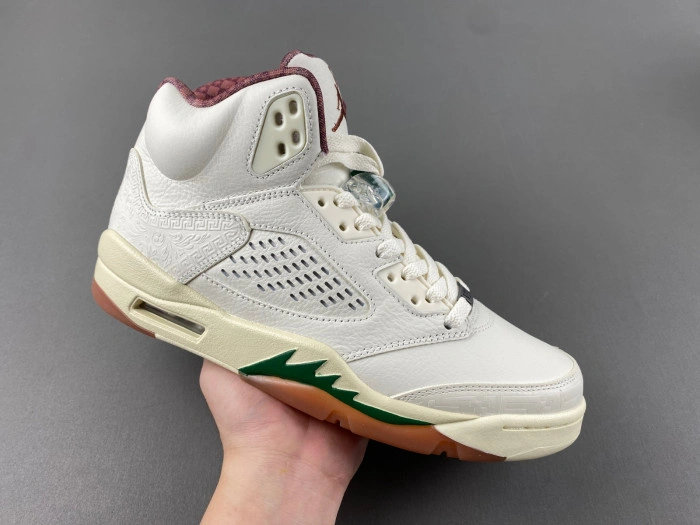 Air Jordan 5 "El Grito" Sail and Dark Pony    HF8833-100