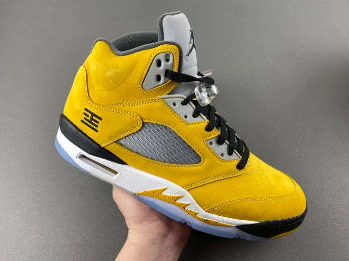 Air Jordan 5 “Tokyo”   IO3372-700