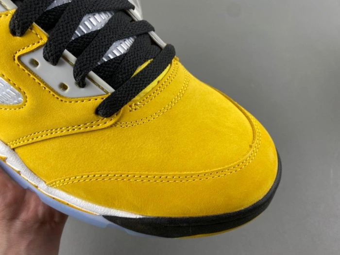 Air Jordan 5 “Tokyo”   IO3372-700