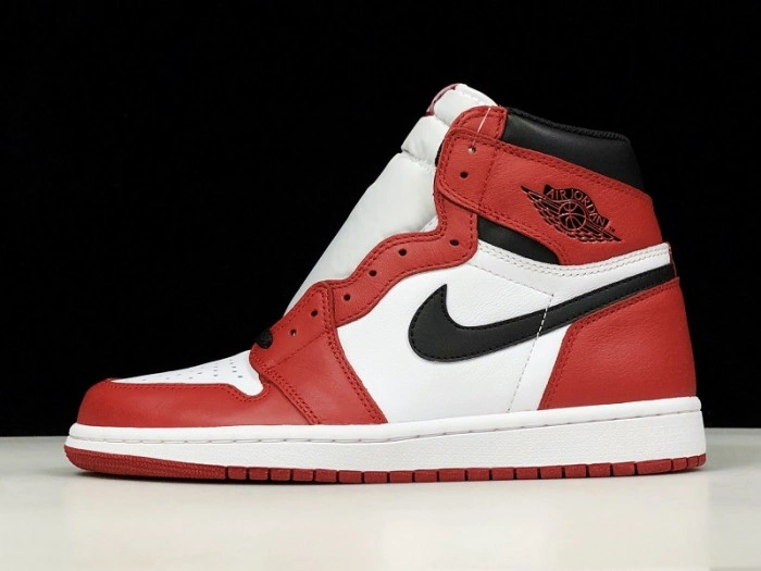 Air Jordan I 1 Retro High OG Chicago Bulls 555088-101