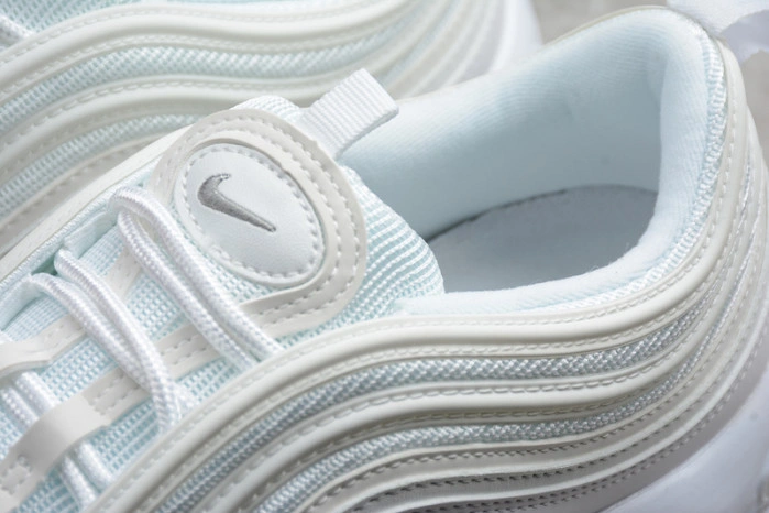 Air Max 97 Triple White Wolf Grey  921826-101