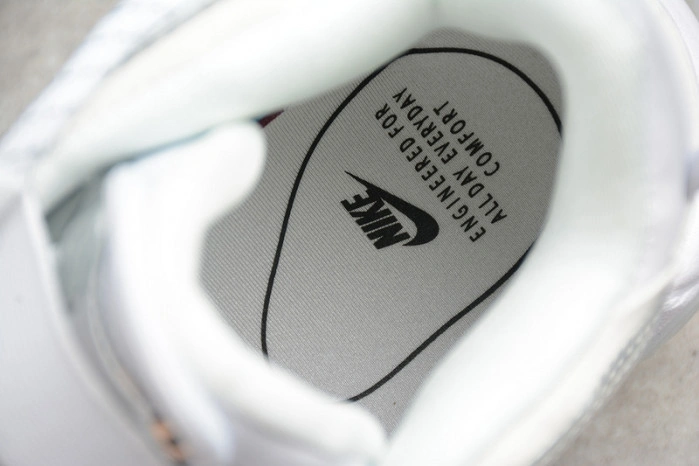 Air More Uptempo Chrome White (W) 917593-100