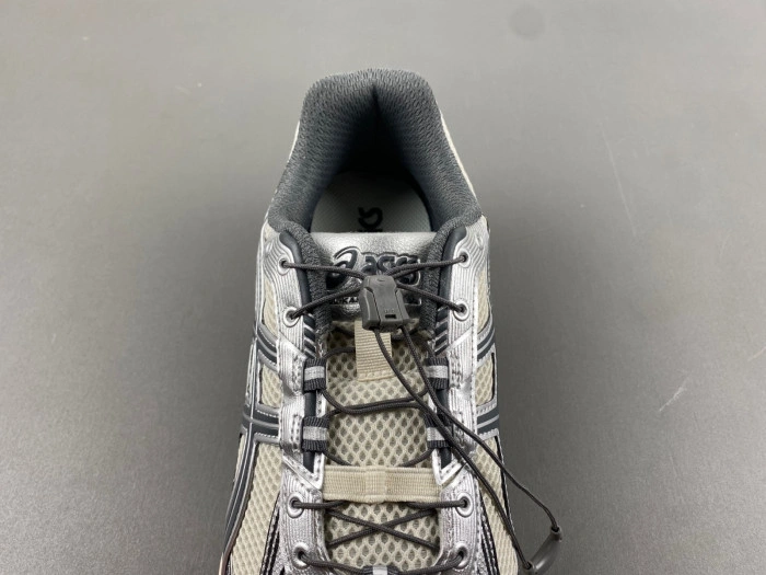 Asics Gel-Kahana TR V4 "White Silver"
