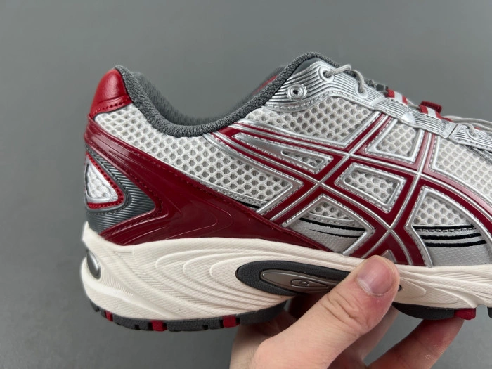 Asics Gel-Kahana Tr V4 "Red Silver"