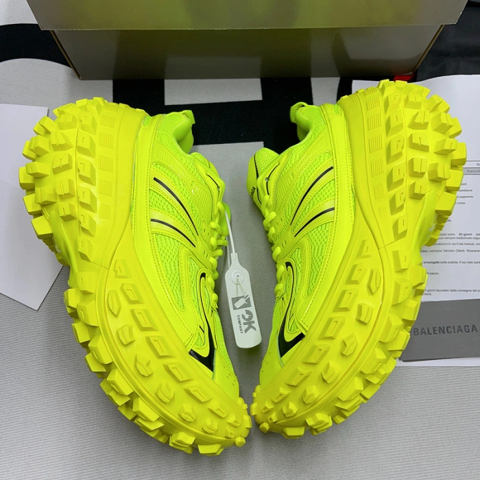BALENCIAGA Defender