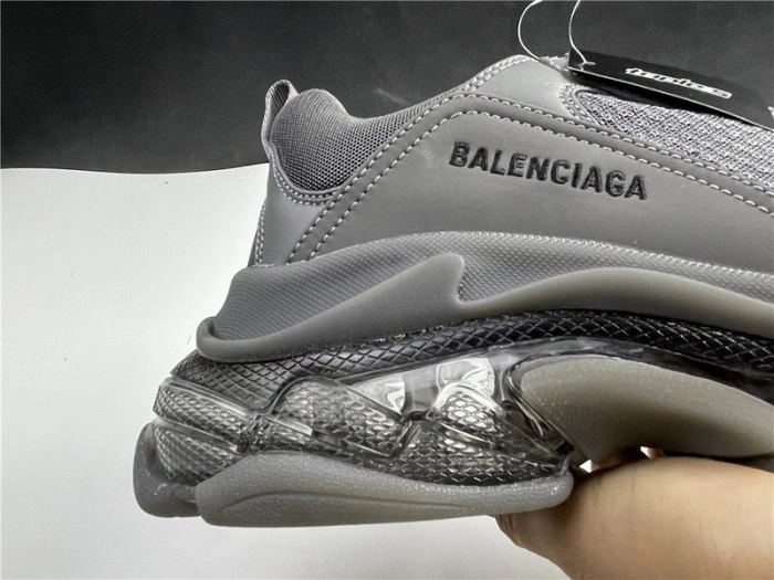 BALENCIAGA Sneaker Triple.s.Gomma Dark Grey 541624 W2GA1 1801