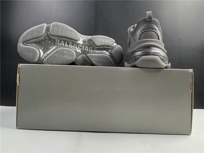 BALENCIAGA Sneaker Triple.s.Gomma Dark Grey 541624 W2GA1 1801