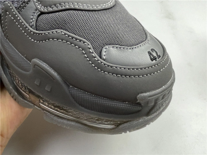BALENCIAGA Sneaker Triple.s.Gomma Dark Grey 541624 W2GA1 1801