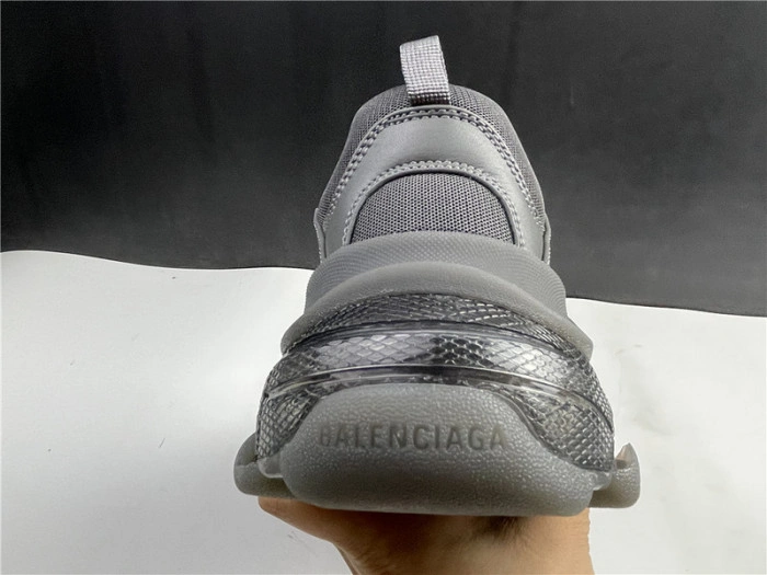BALENCIAGA Sneaker Triple.s.Gomma Dark Grey 541624 W2GA1 1801