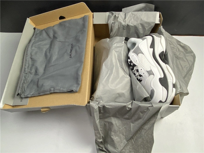 BALENCIAGA Sneaker Triple.s.Gomma Gray 536737 W0901 9089