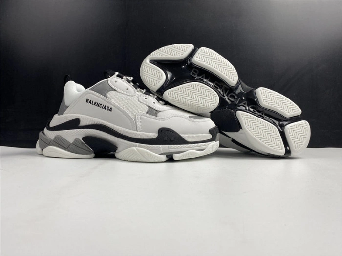 BALENCIAGA Sneaker Triple.s.Gomma Gray 536737 W0901 9089