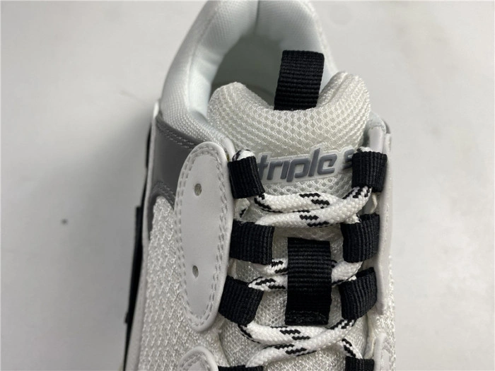BALENCIAGA Sneaker Triple.s.Gomma Gray 536737 W0901 9089