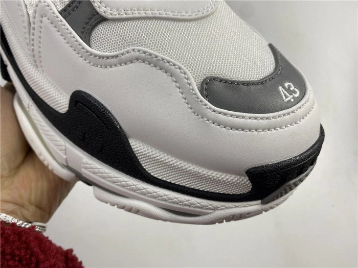 BALENCIAGA Sneaker Triple.s.Gomma Gray 536737 W0901 9089