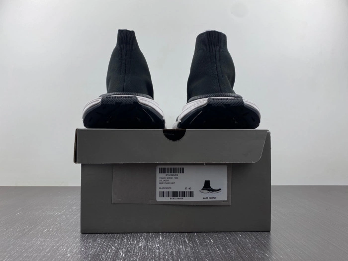 BALENCIAGA Speed Sneaker