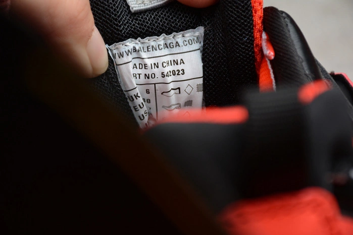 BALENCIAGA Track Trainer  Red And Black 542023 W1GB8 5201