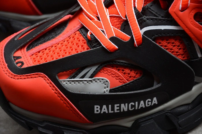 BALENCIAGA Track Trainer  Red And Black 542023 W1GB8 5201