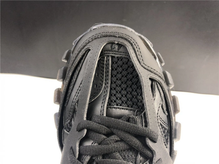 BALENCIAGA Track Trainer Black 542023 W3GB1 7302