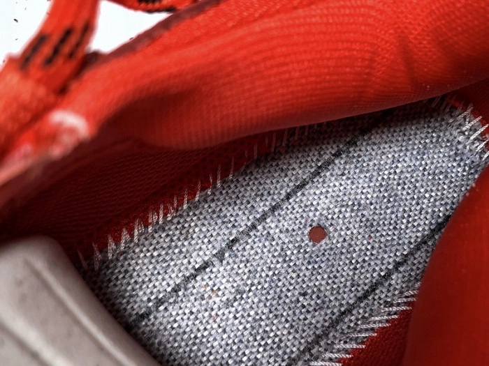BLCG  Triple. S. Trainers 'CLEAR SOLE' RED  541624 W09O1 6500