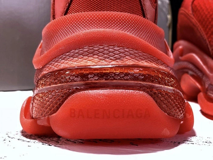 BLCG  Triple. S. Trainers 'CLEAR SOLE' RED  541624 W09O1 6500