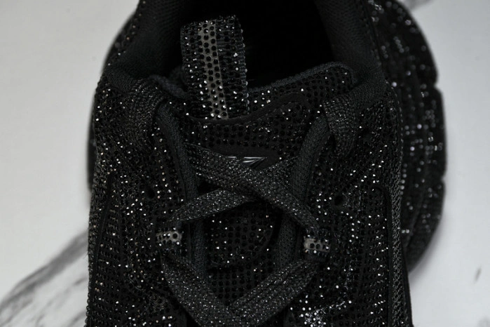 BLCG 3XL SNEAKER (crystal)
