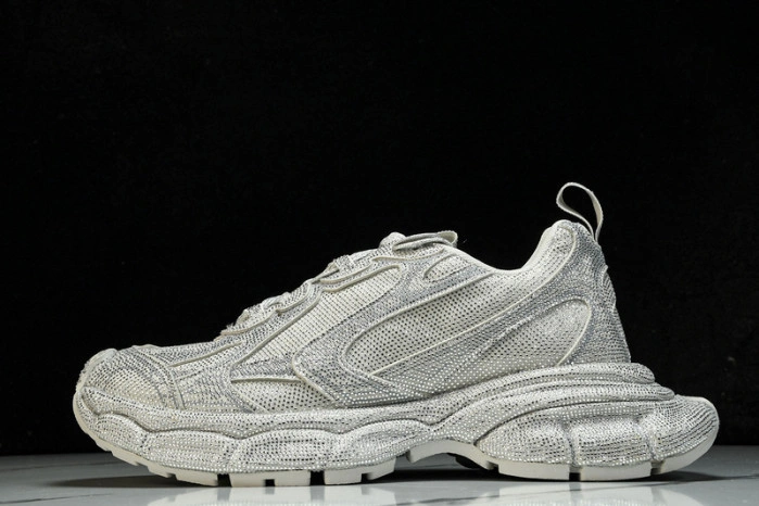 BLCG 3XL SNEAKER (crystal)