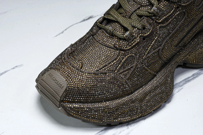 BLCG 3XL SNEAKER (crystal)