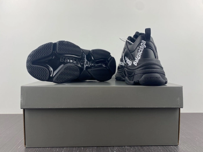 BLCG Sneaker Triple.s.Black 536737 W2FAB1090